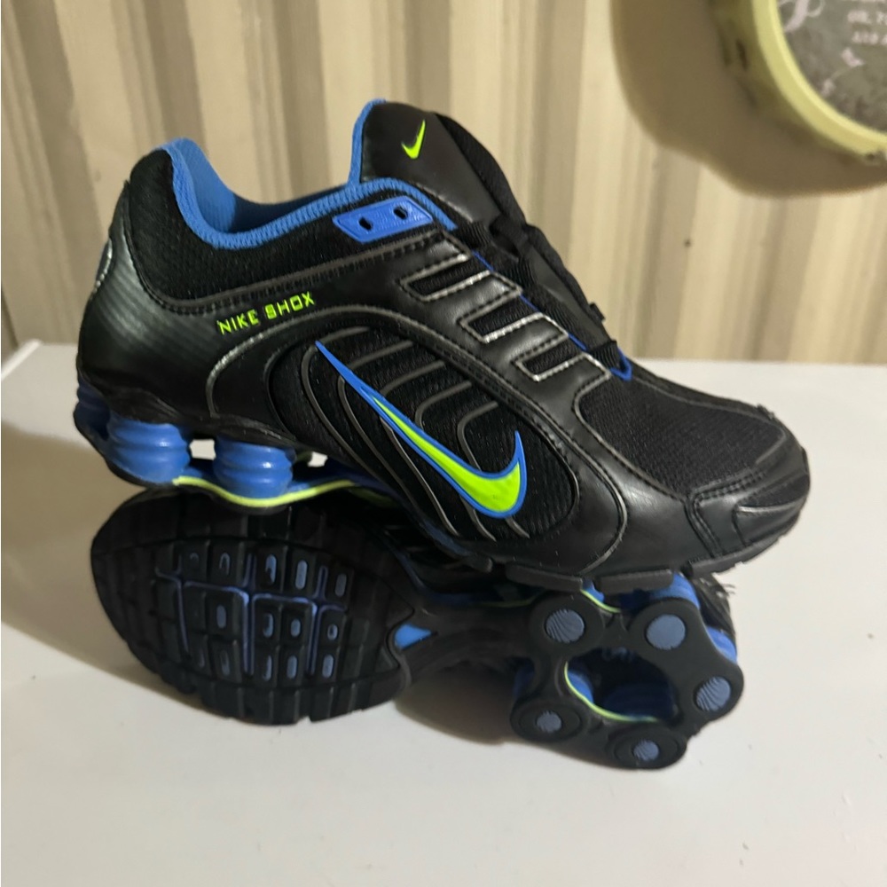 Nike shox